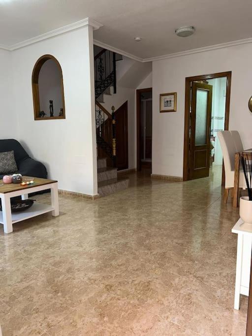 3 Bedroom Townhouse In Alicante, Orihuela Luaran gambar