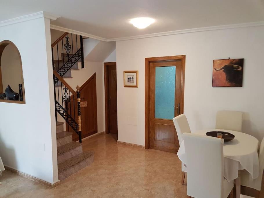 3 Bedroom Townhouse In Alicante, Orihuela Luaran gambar